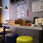 בית הארחה Ibis Budget 4*