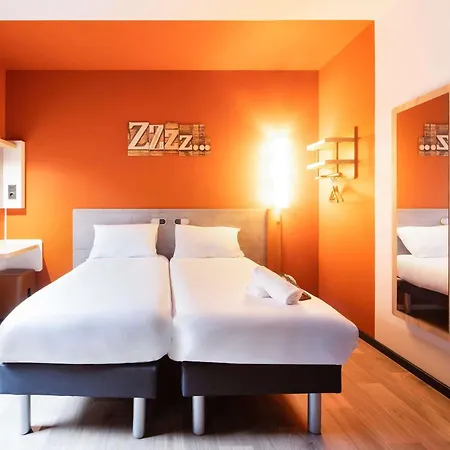 招待所 Ibis Budget 4*