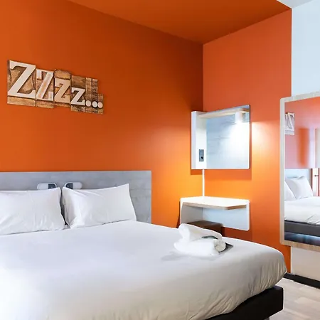 Ibis Budget Hotel *